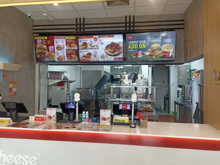 Richeese Factory Basuki Rachmad 6