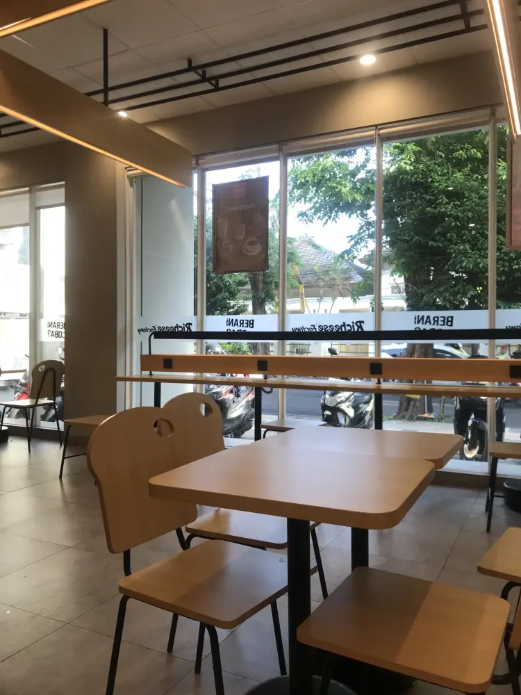 Richeese Factory Basuki Rachmad 7