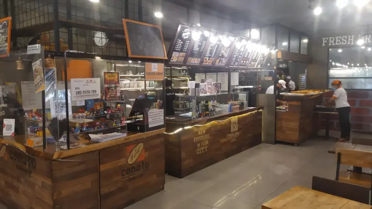 Conato Bakery & Cafe Rogojampi 6