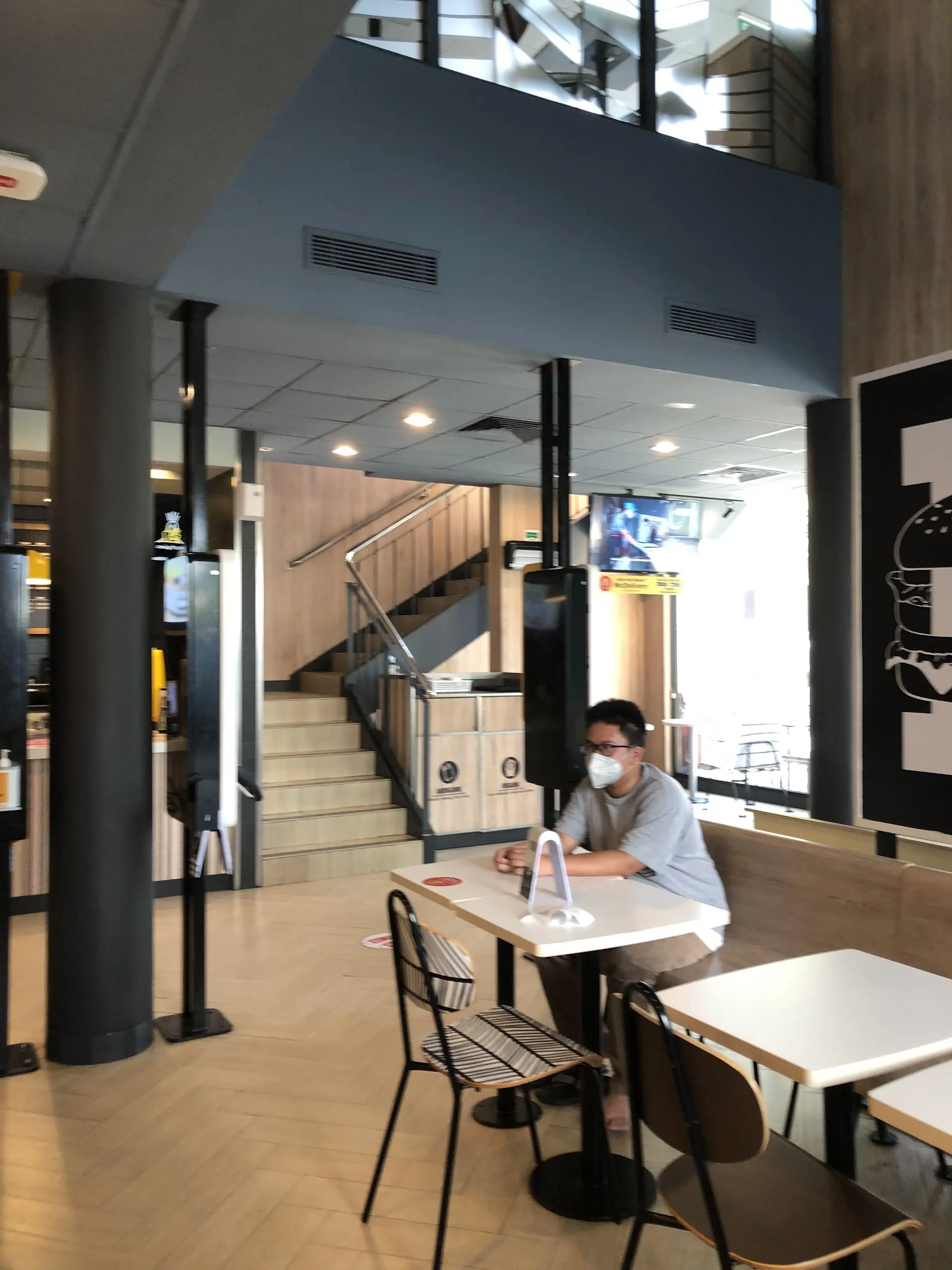 This McDonald's has a 4.6 on Google, but I advise you to chant "check your order" three times before you pay. 4