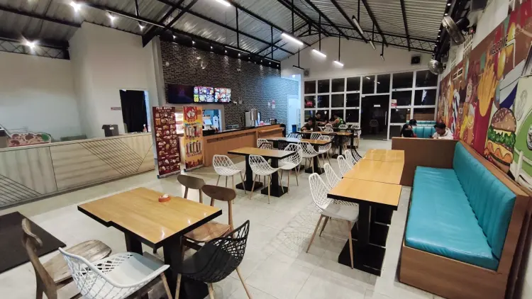 GOGO Fried Chicken Dharmawangsa 5