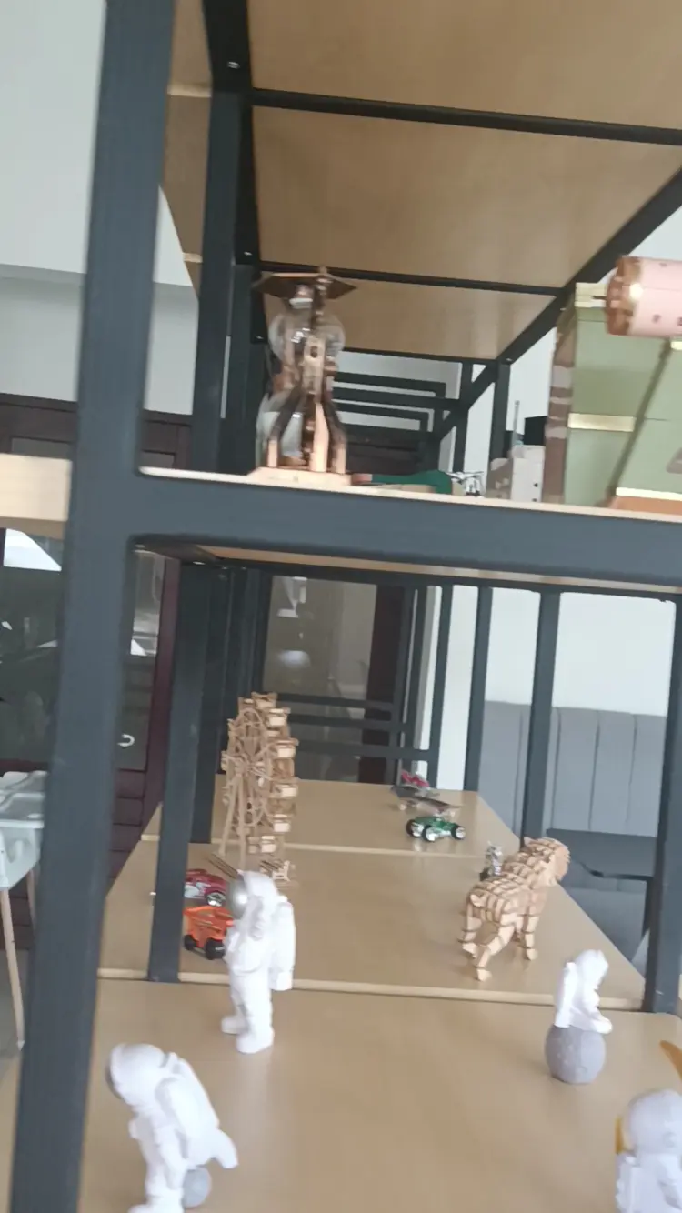 ALLEVEN Eatery And Space 3