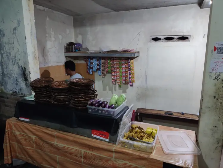 Lesehan Priangan Pepes dan Goreng 3