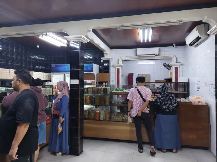 Maharaja Super Cake Pondok Kopi 1