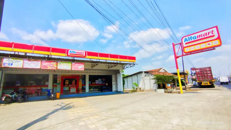 Alfamart 1