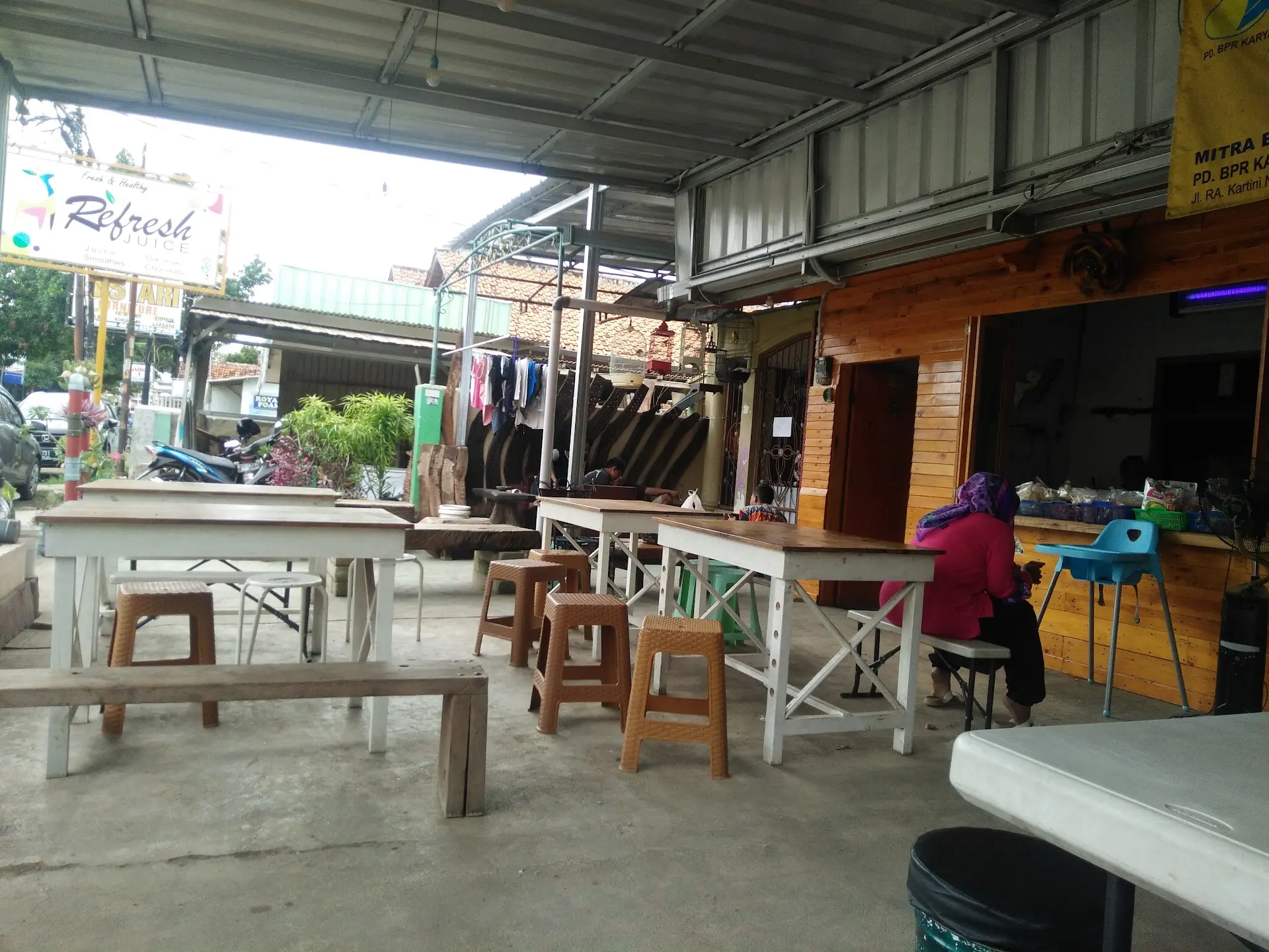 Indramayu 这家网红果汁，Grab 下单竟比到店还便宜？ 2