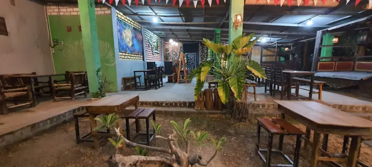 Alas Bhumeh cafe Bangkalan 2