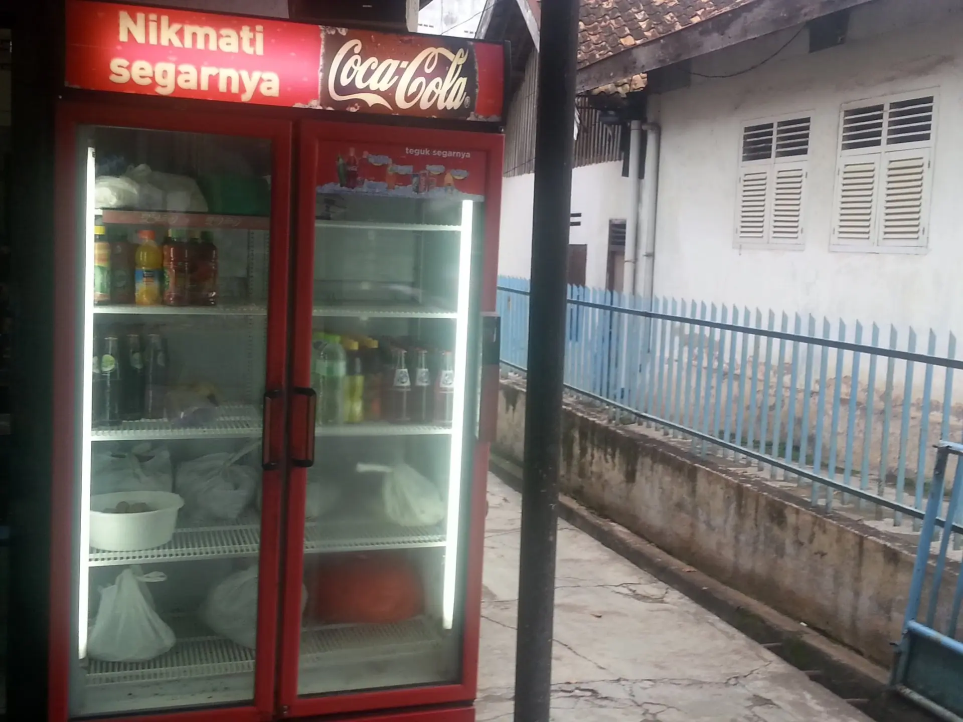 Google 4.6分的传奇Bakso，环境和服务我真的不敢恭维… 7