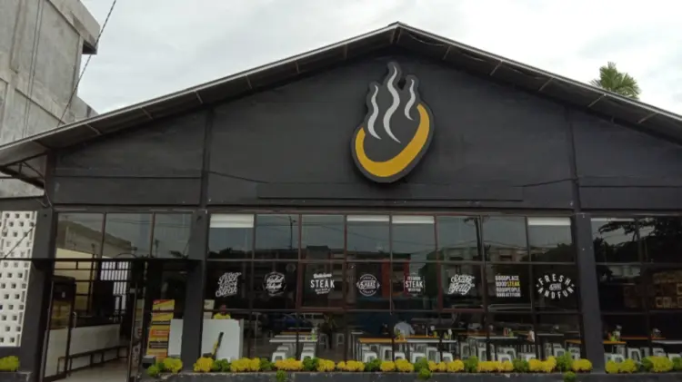 Waroeng Steak & Shake Panam 1