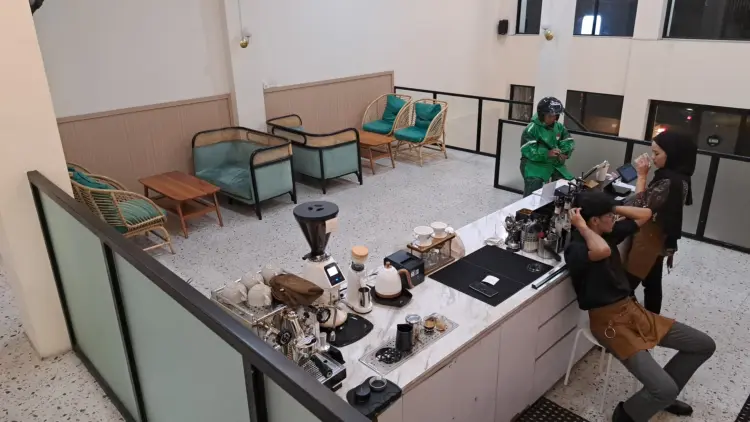 Historia Coffee & Eatery 10