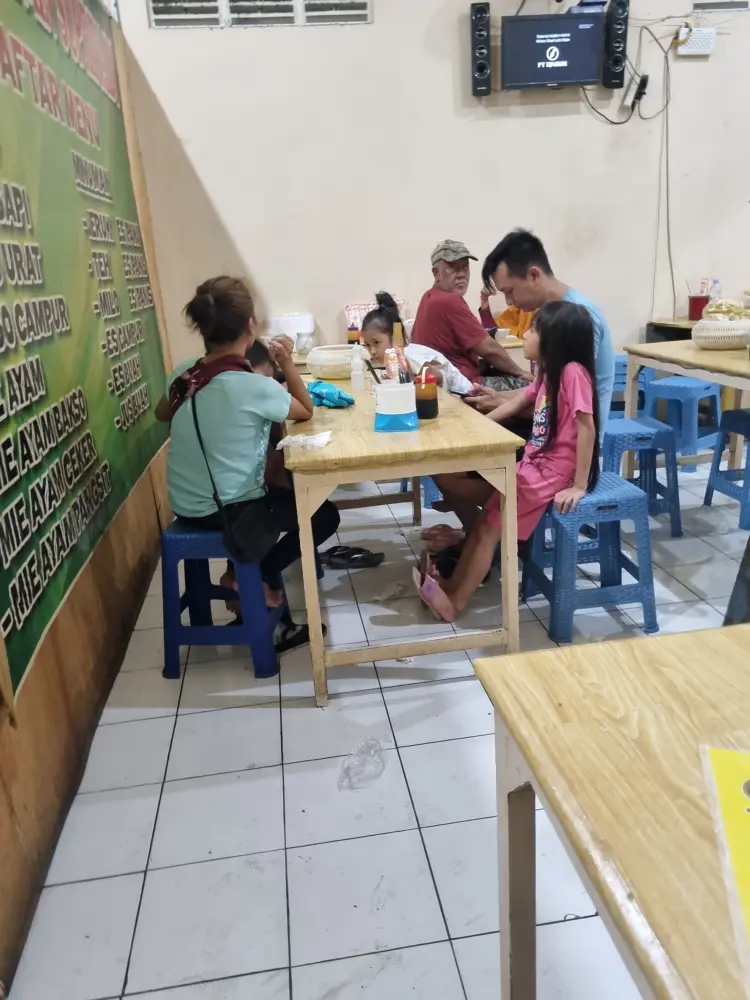 Bakso pak min supriyadi (wolter) 4