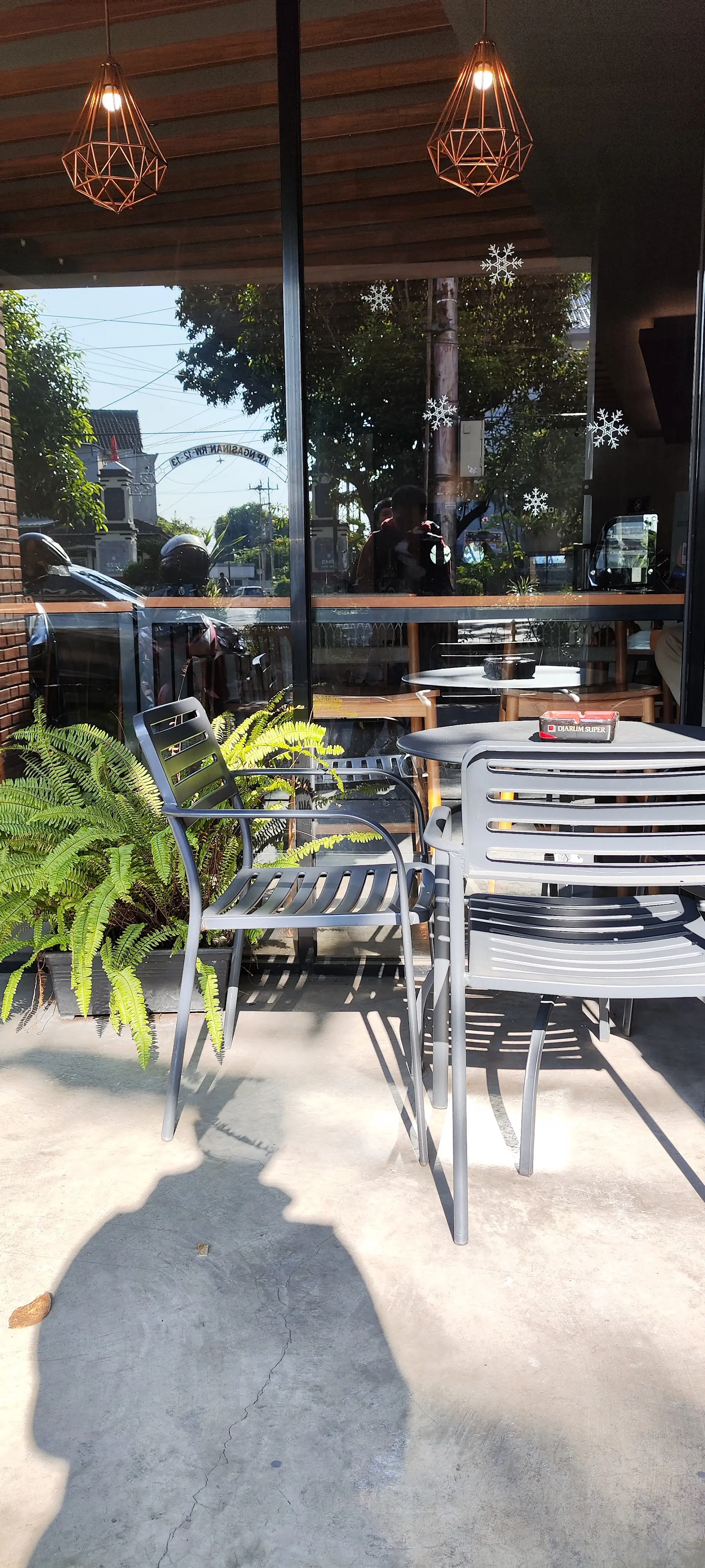 本想带电脑来这儿卷一下，结果差点被音乐吵到报警！ 4