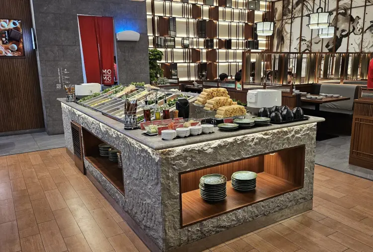 Momo Paradise Lippo Mall Puri 8