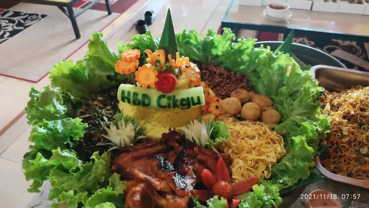 Warung Lesehan Mbah Wo 1