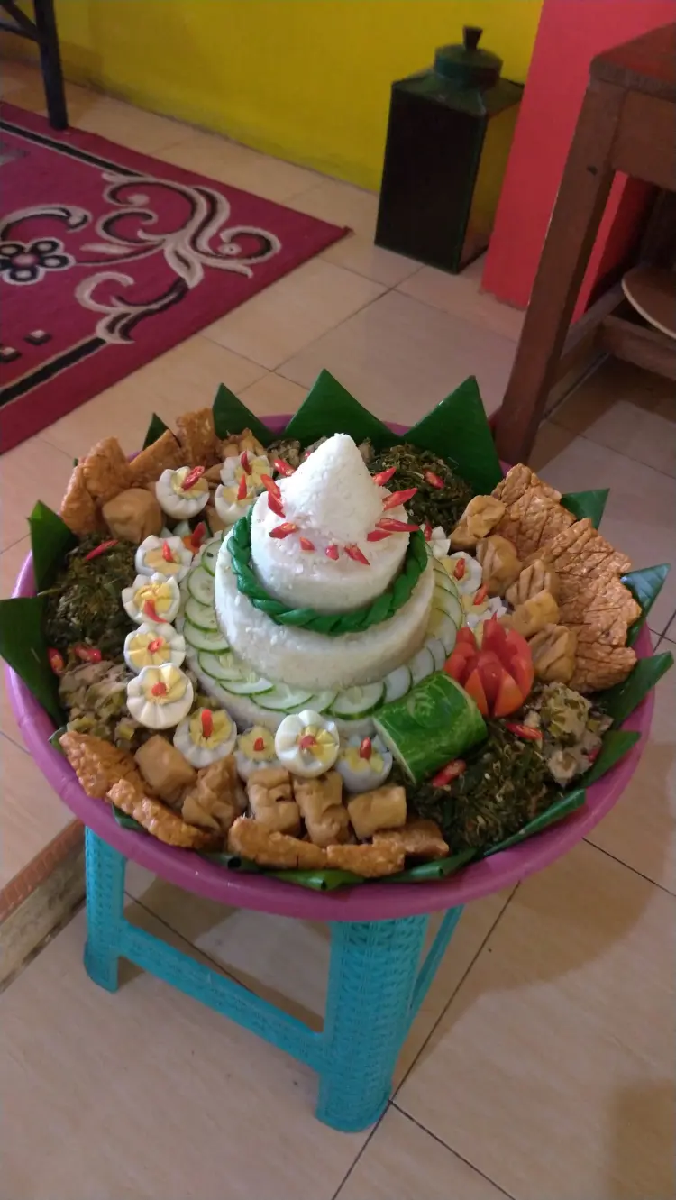 Warung Lesehan Mbah Wo 9