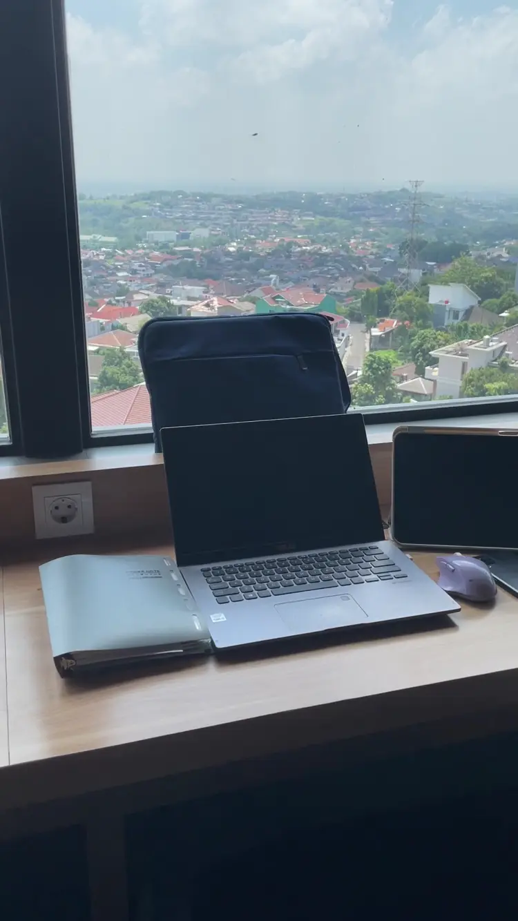 Ideologist Coffee And Social Space 9