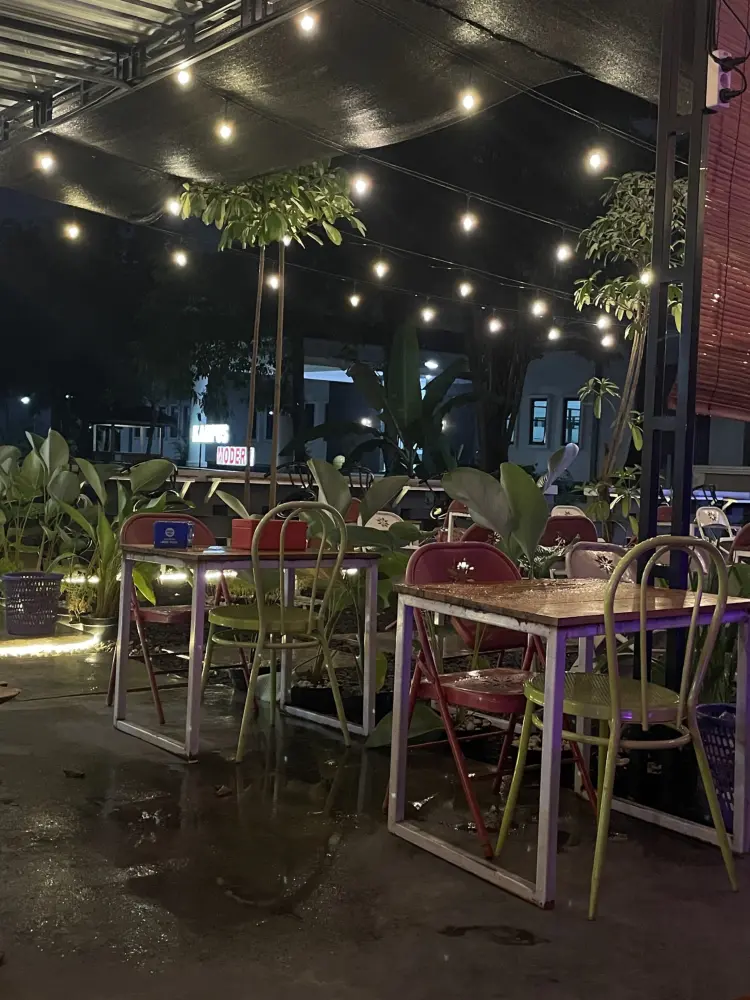 Angkringan Batas Kota 9