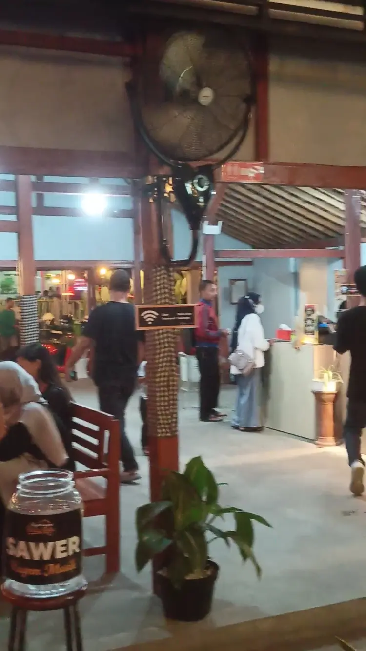 Angkringan Batas Kota 7