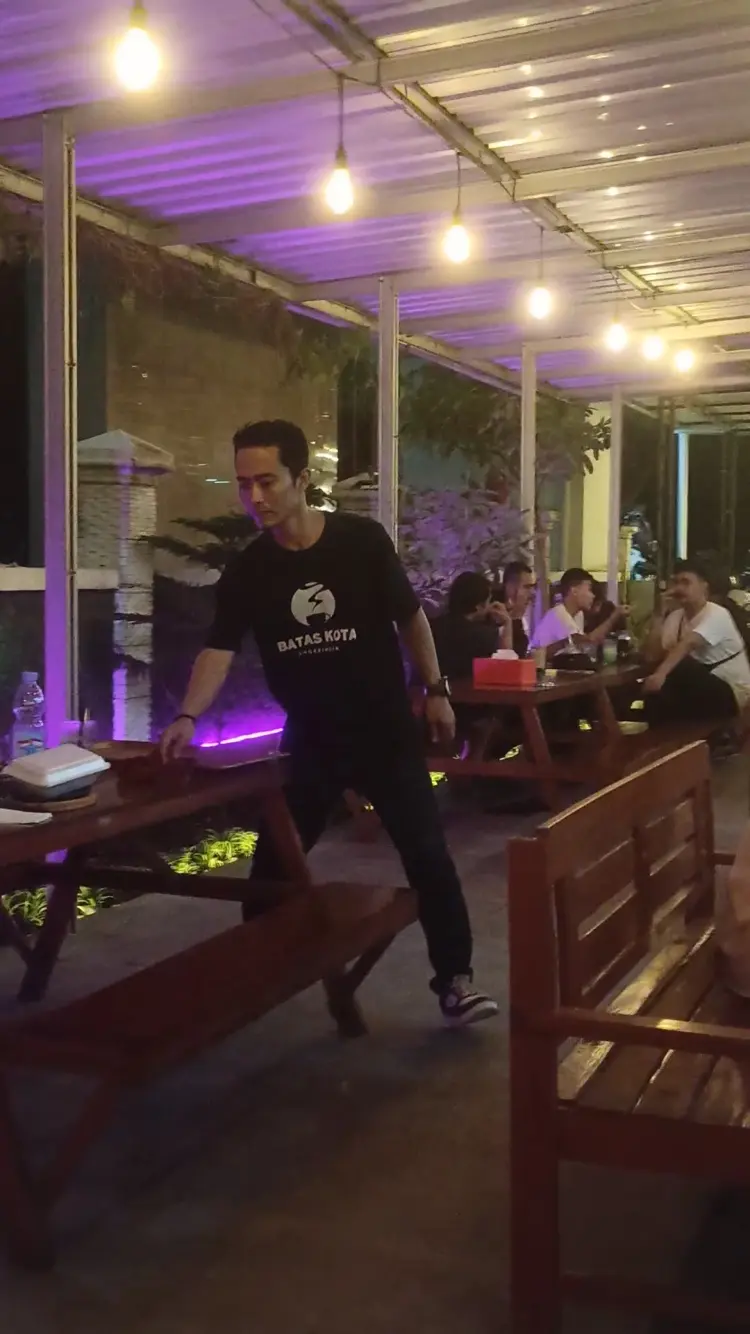 Angkringan Batas Kota 8