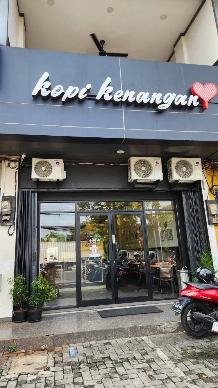 Kopi Kenangan - Ruko Pasar Rebo 1