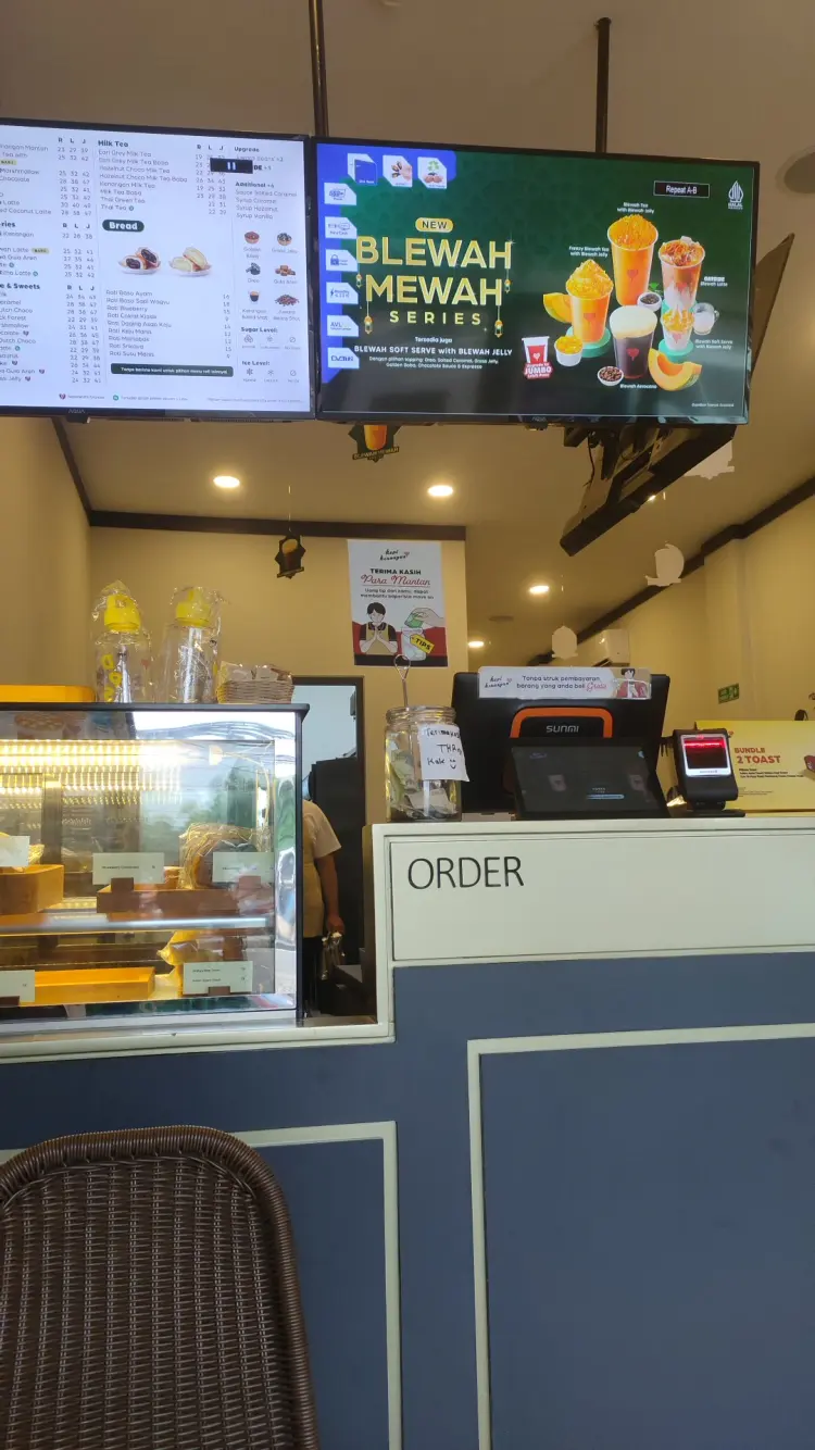 Kopi Kenangan - Ruko Pasar Rebo 2