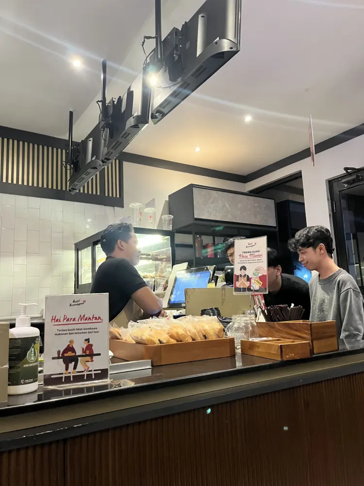 Kopi Kenangan - Ruko Cipayung 5