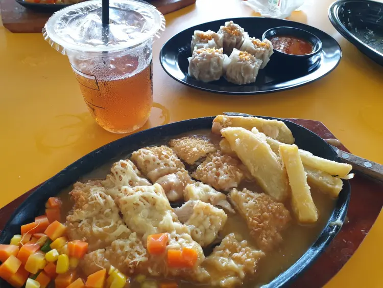 Nello House Steak & Coffee 8