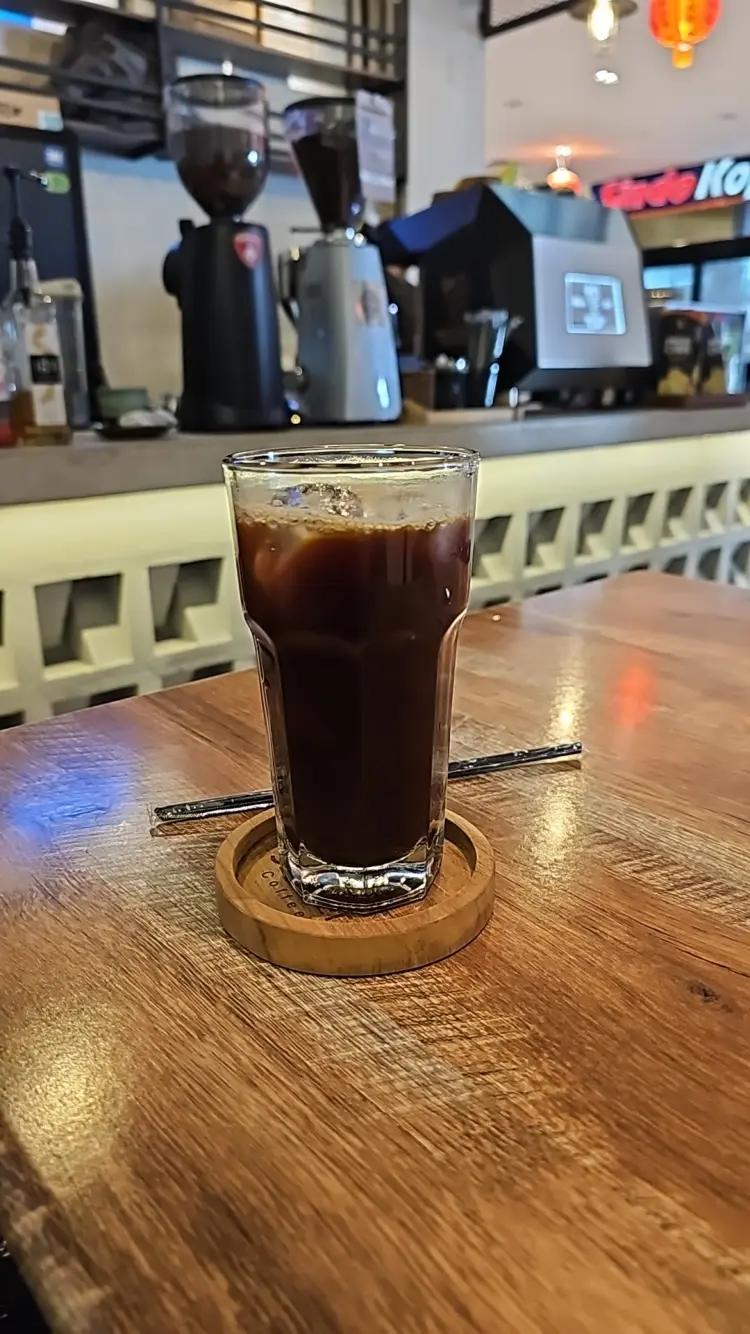 Shelter Coffee Harbourbay 6