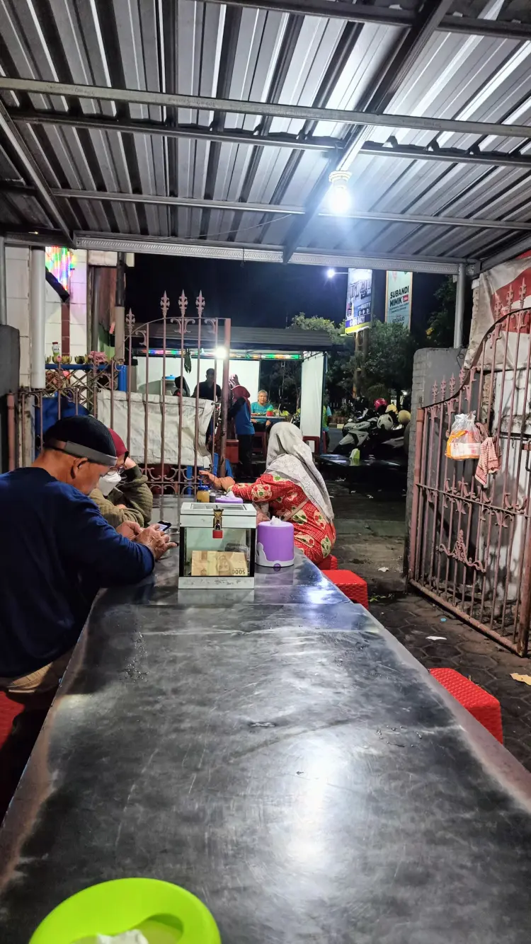 Warung Biru Cak Narto "Rica-rica Mentok" 1