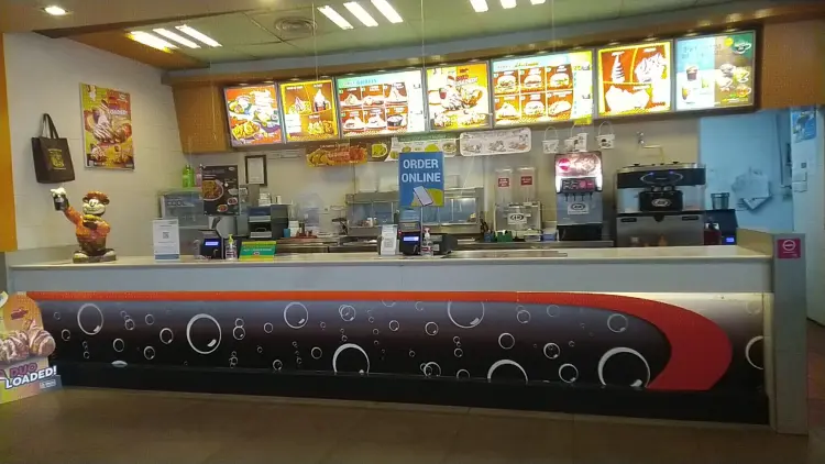 A&W Restoran - Icon Walk 8