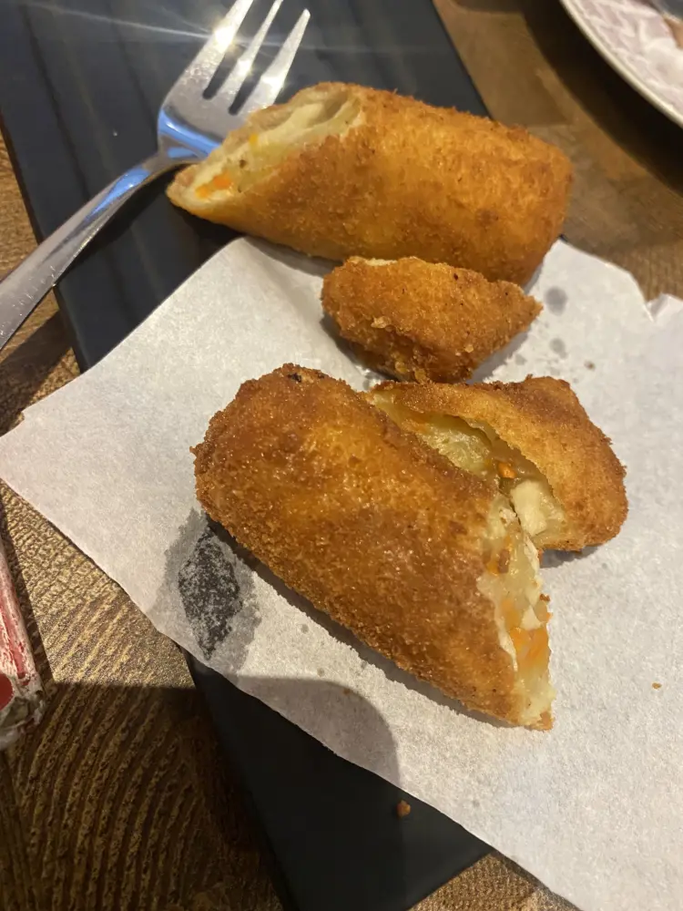 Palazzo Zangrandi - Polisi Istimewa 9