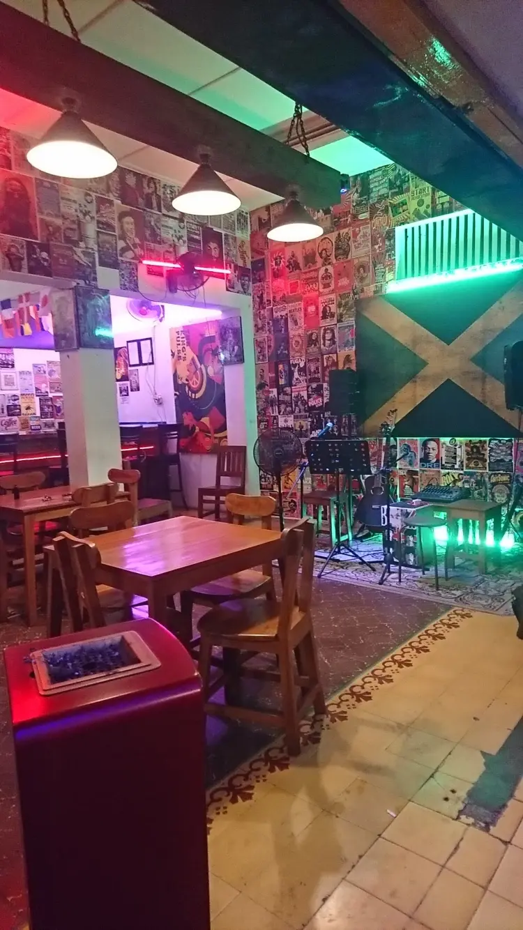 Reggae rock cafe 3