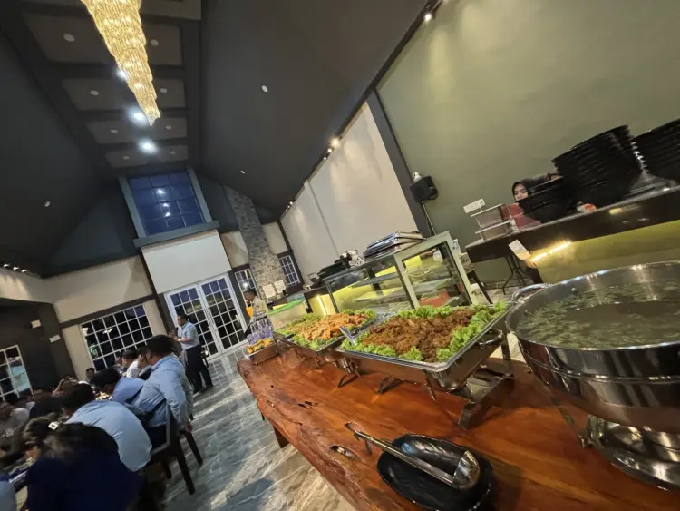 Dillys Pizza Sidikalang 9