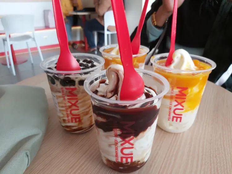 Mixue Ice Cream & Tea - Puri Surya Jaya 3