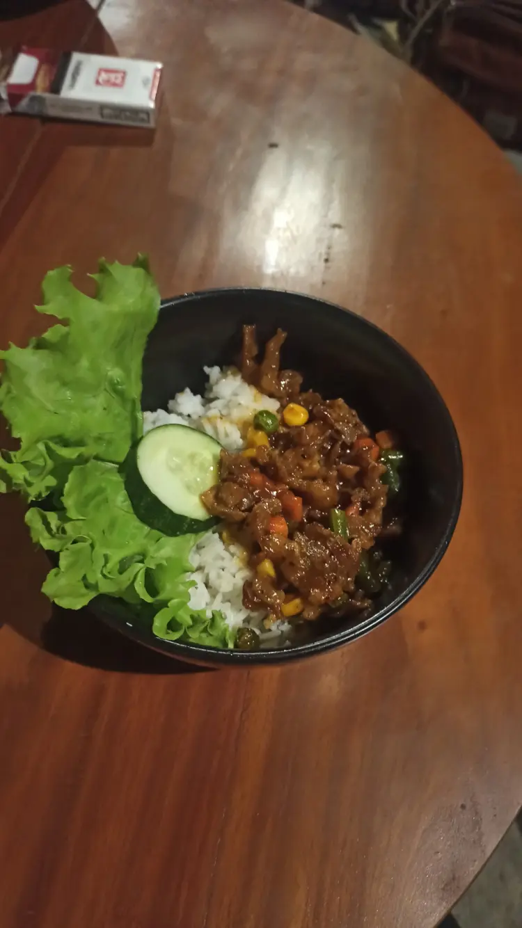 OURS CAFE & TEA HOUSE 10