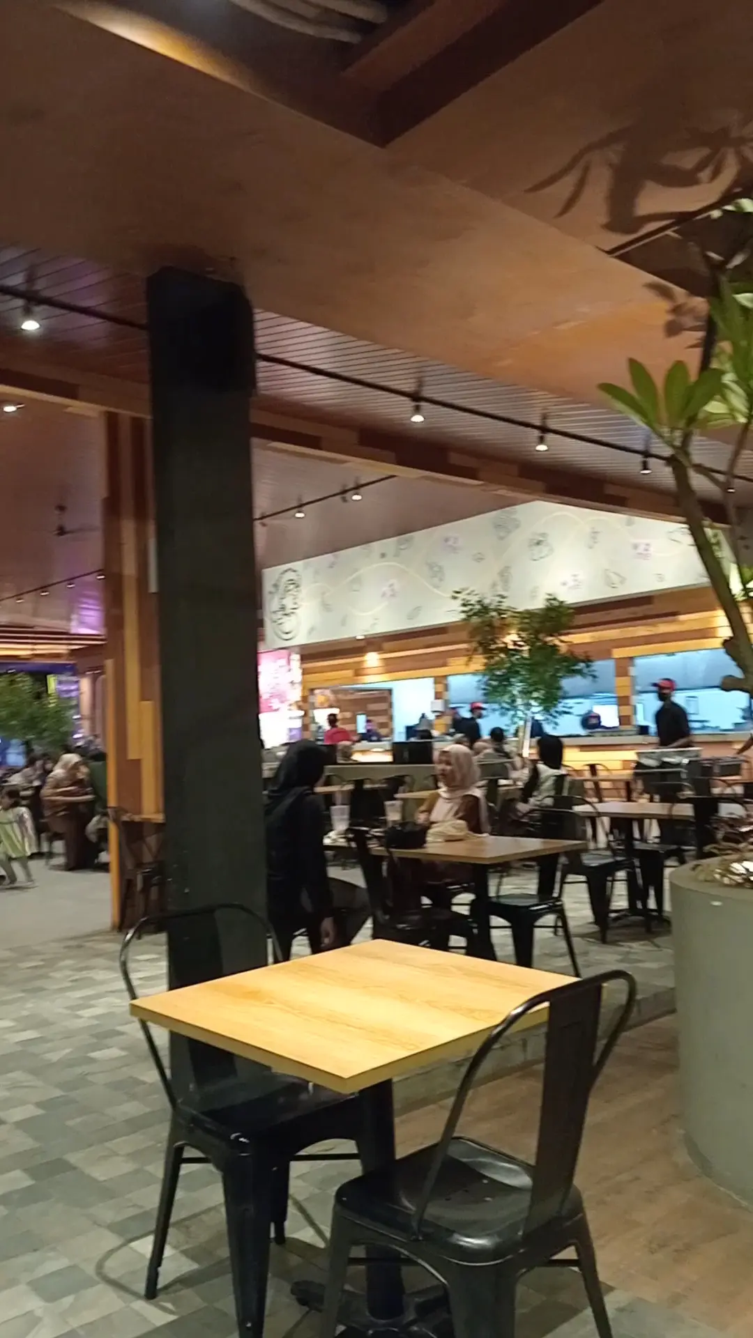 8200条好评的辣面馆？Mojosari这家店凭什么这么火！ 5