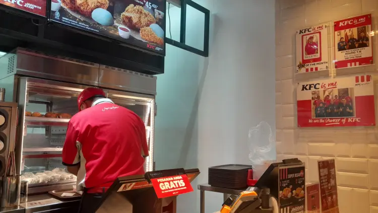 KFC Box Sleman City Hall 7