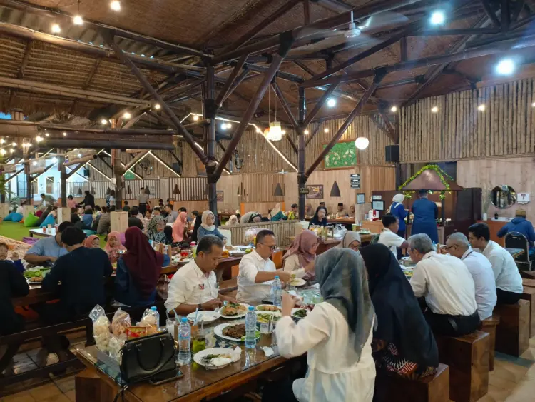 Ocean Garden Resto Soekarno Hatta 5