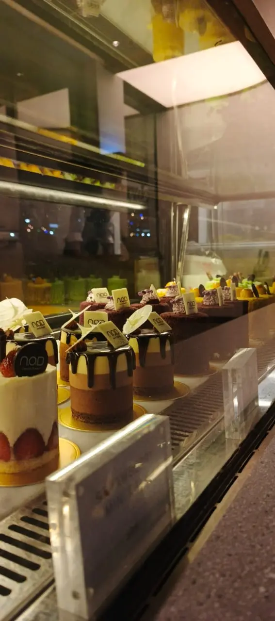 NOB Cafe, Club de Arjuna 8