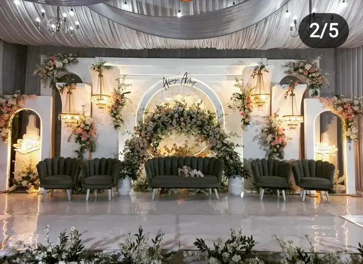 Zuhrotul Fitriyah Make Up 1