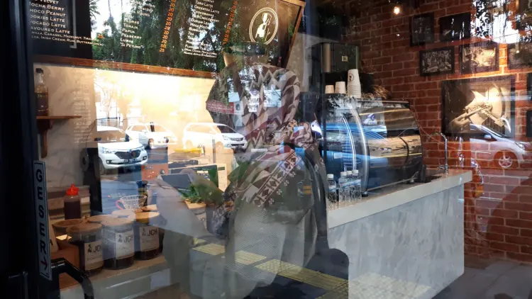 Jakarta Coffee House 4