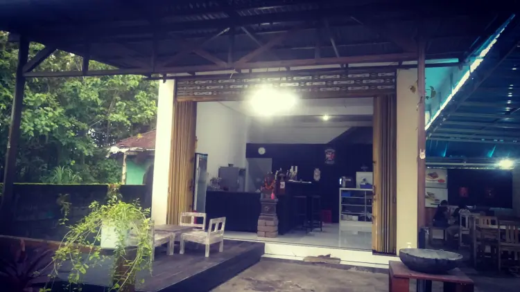 Soka Fleur Warung and Cafe 1