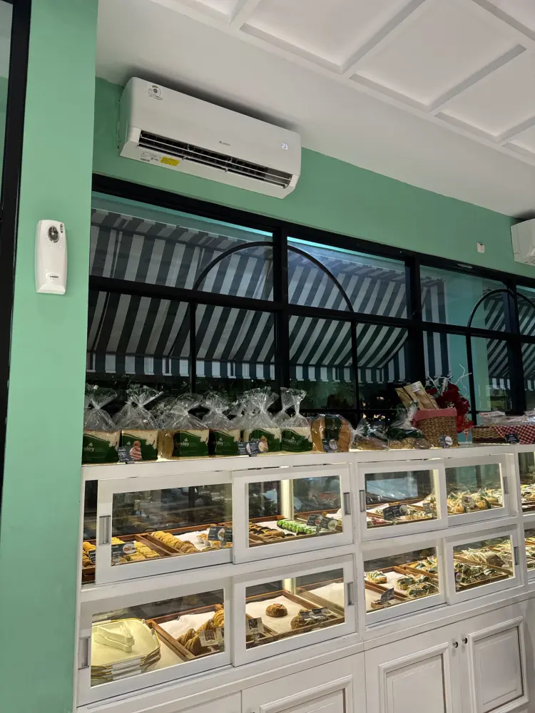 Parsley Bakery & Resto Seturan 3