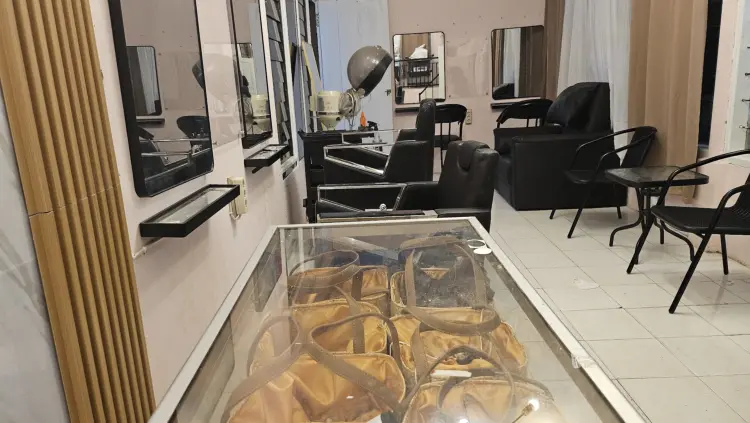 Metime Salon & Spa 1