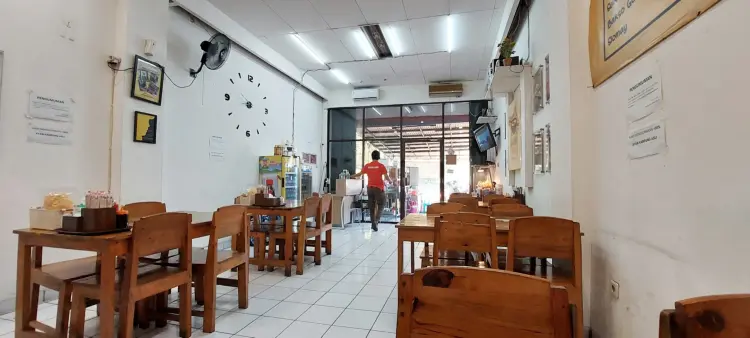 15 tahun lalu masih nongkrong di tenda, sekarang udah chill pake AC. Rasanya masih sama kayak dulu gak ya?