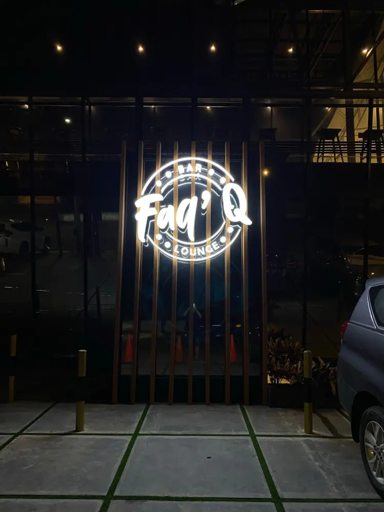 Faq Q Bar & Lounge 1