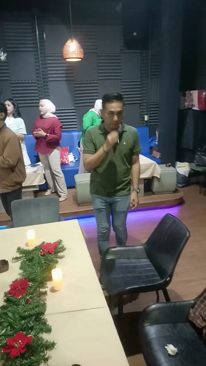 Faq Q Bar & Lounge 6