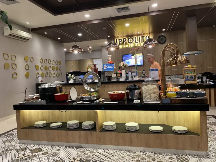 Blue Sky Lounge terminal 1a 1