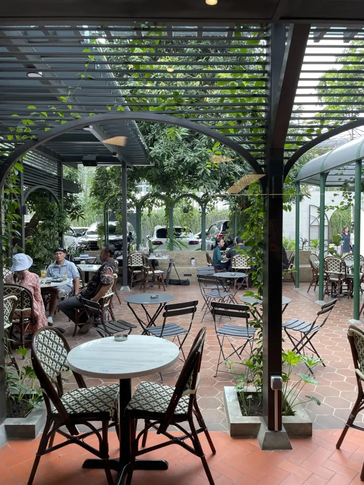 Levant Boulangerie et Patisserie 7