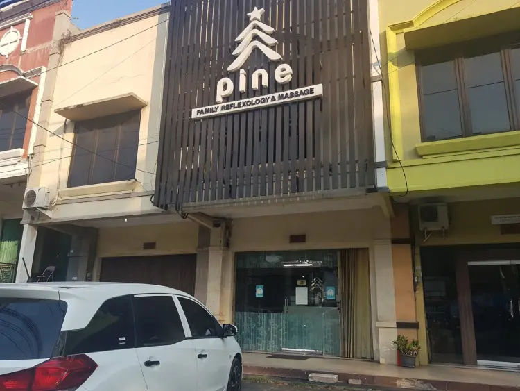 Pine Family Massage & Reflexology 1